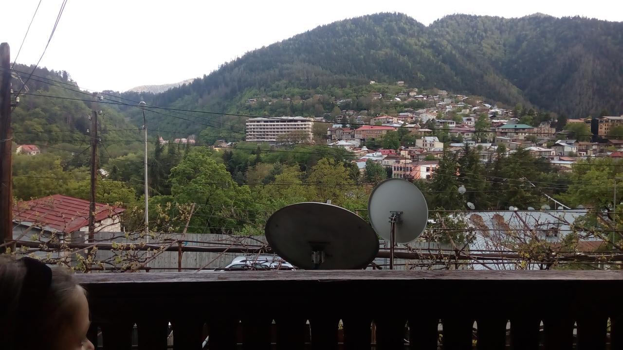 Guest House Khatuna Borjomi Exterior photo